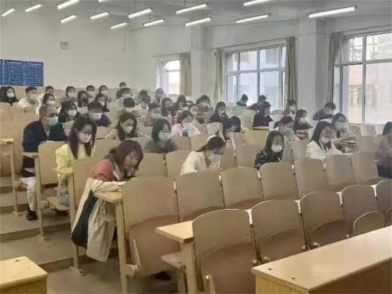 tyc122cc太阳成集团召开疫情防控会议专题布置秋季学期学生返校及2022级新生报到工作