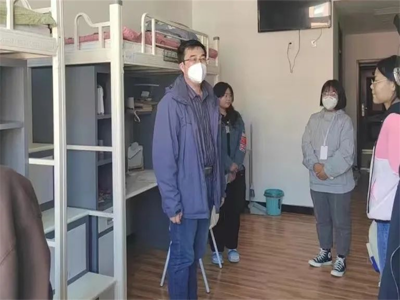 温暖入心,关怀入寝—tyc122cc太阳成集团开展寝室走访工作